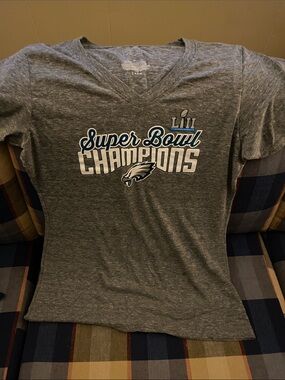 Fanatics Gray Philadelphia Eagles Super Bowl Champions V-Neck Tee
